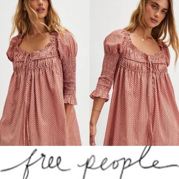 short sleeve mini dress SHILOH SHORT SLEEVE WOVEN A-LINE MINI DRESS